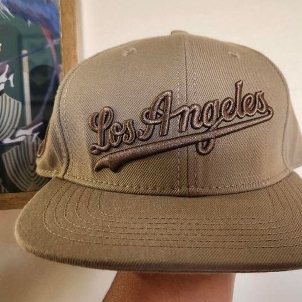 mlb los angeles dodgers brown a463
